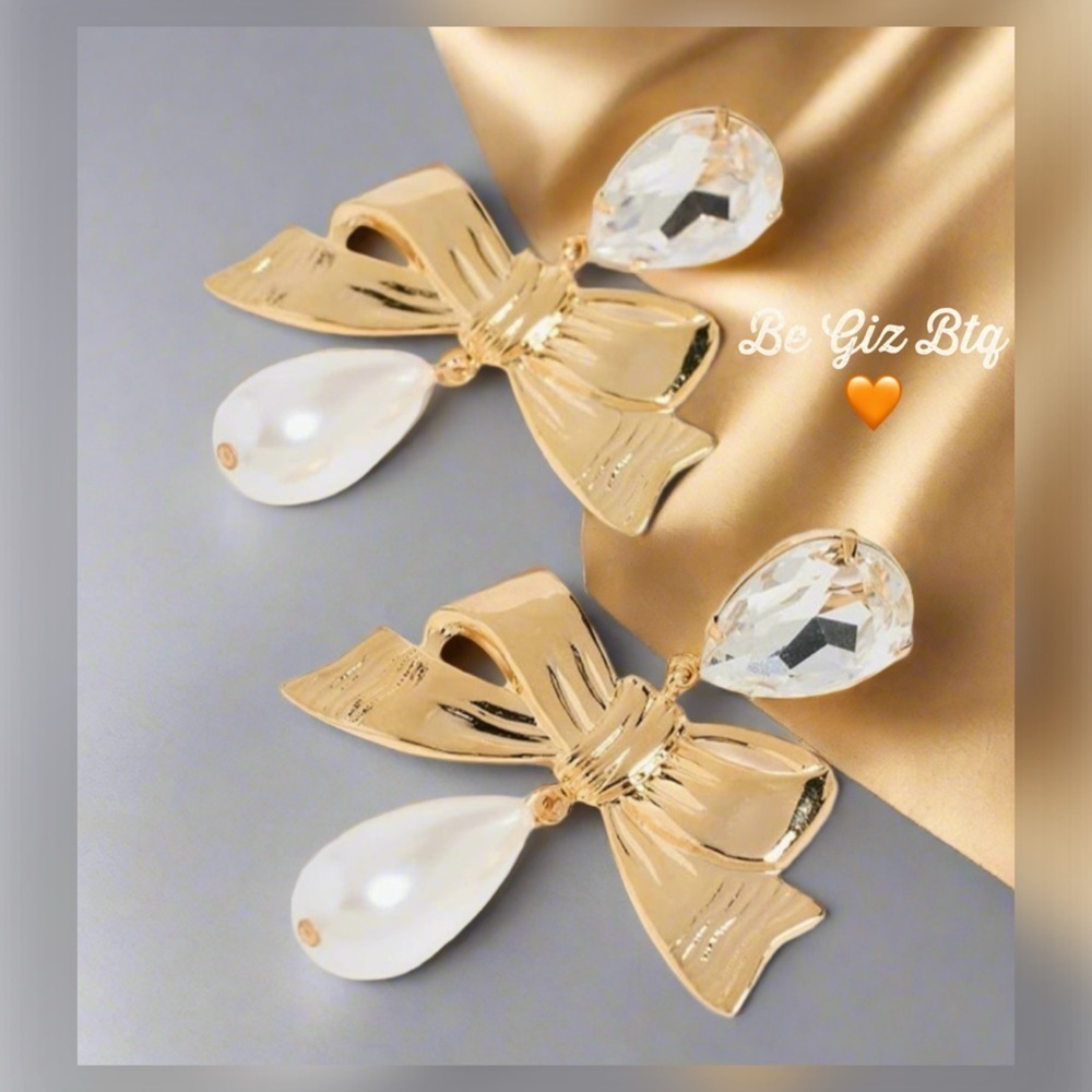 LELET NY Authentic Stella Gold Crystal & Teardrop Pearl Drop Clip Earrings